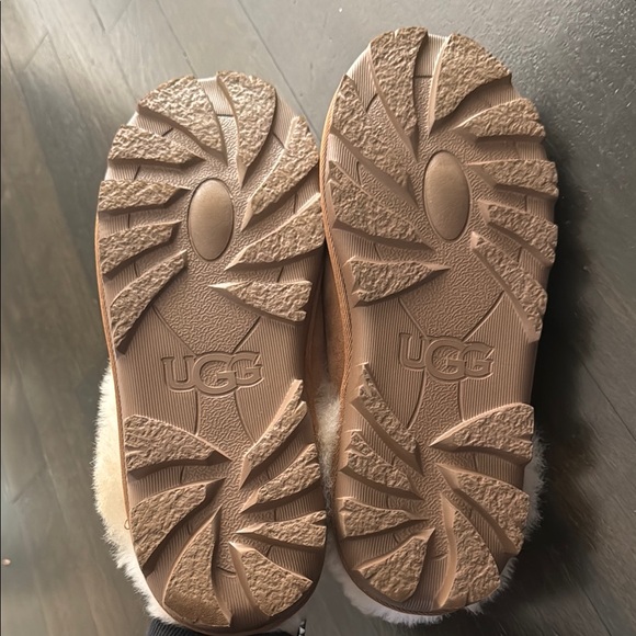 UGG Coquette Slippers - Picture 8 of 10
